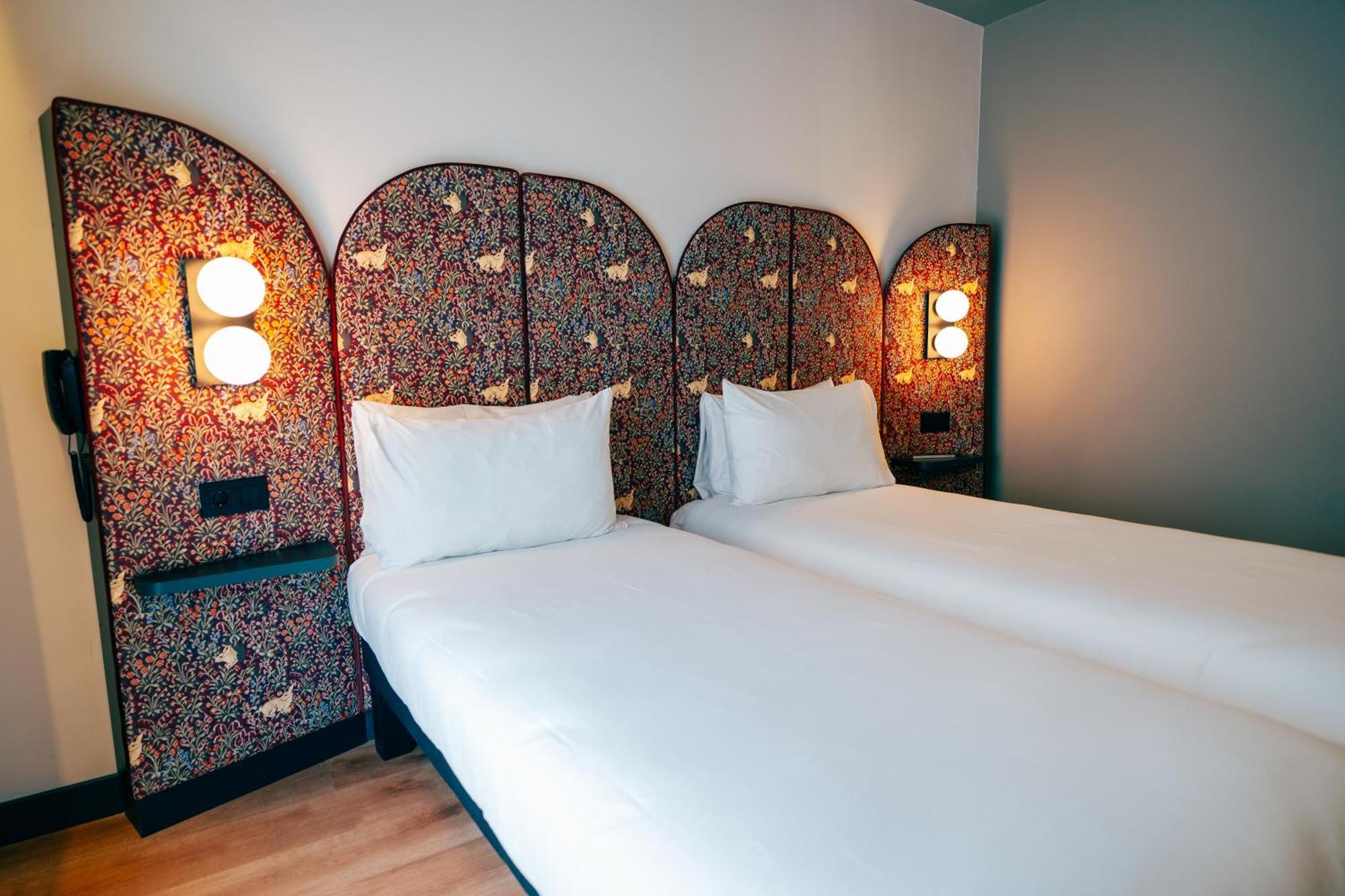 ไอบิส มาดริด เซนโตร Hotel ภายนอก รูปภาพ