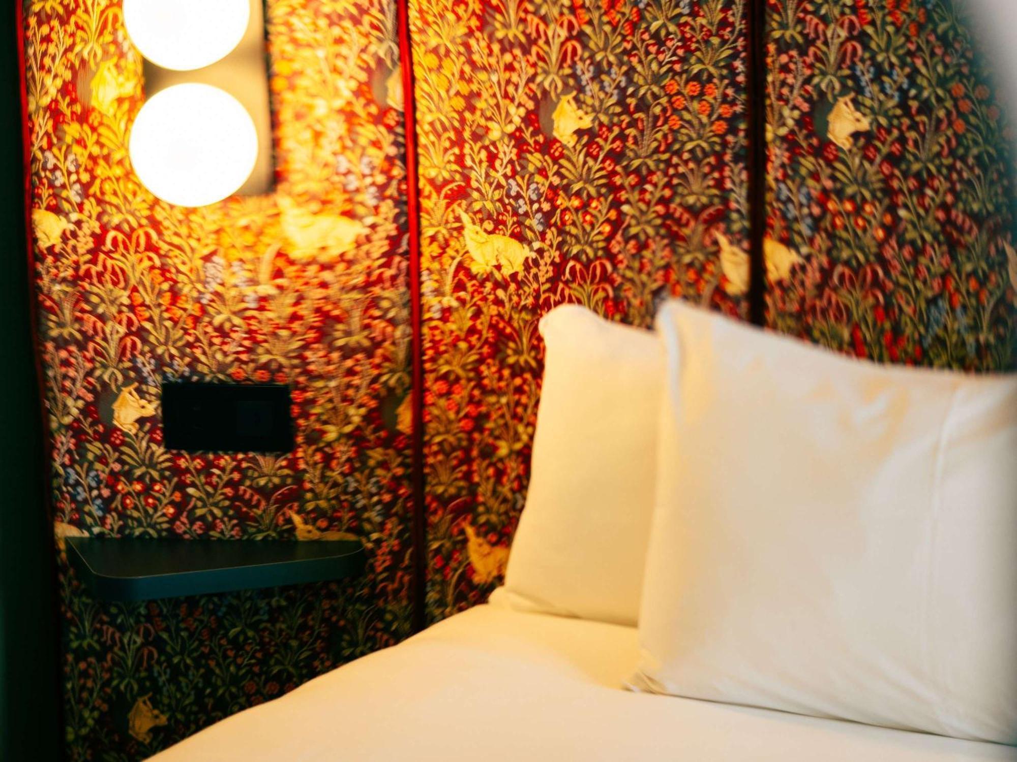 ไอบิส มาดริด เซนโตร Hotel ภายนอก รูปภาพ