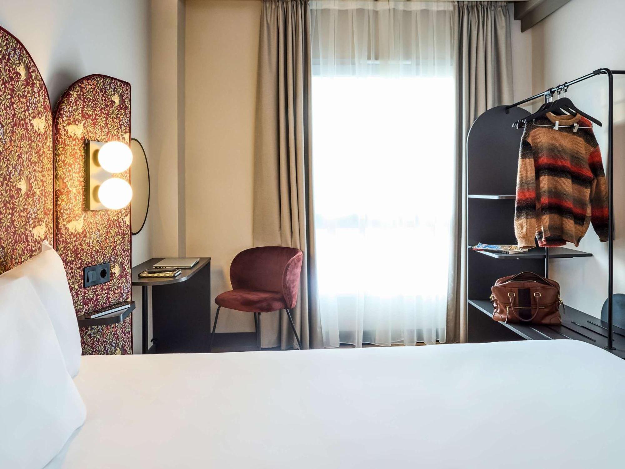 ไอบิส มาดริด เซนโตร Hotel ภายนอก รูปภาพ